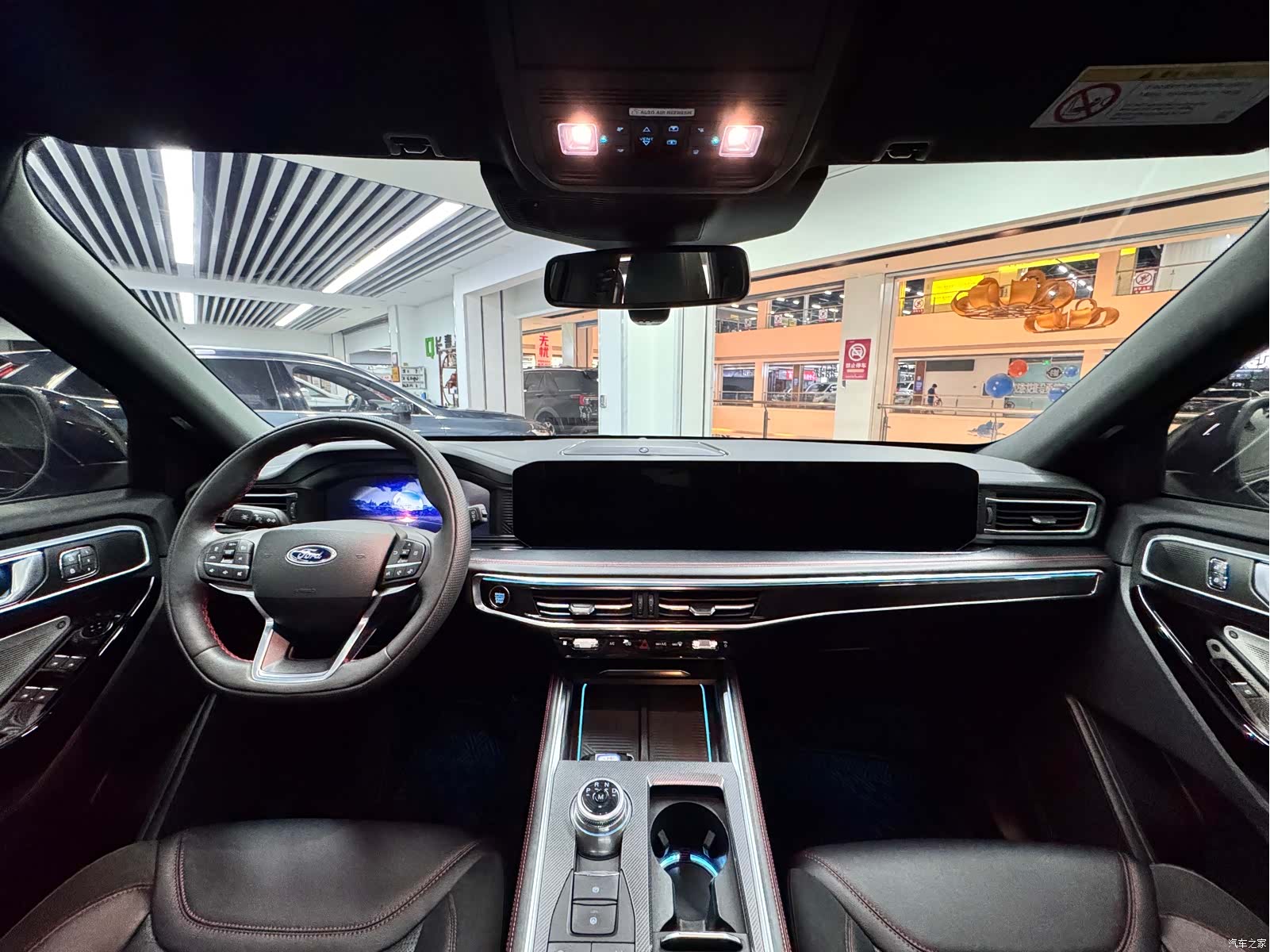 Ford Explorer, 2022 8