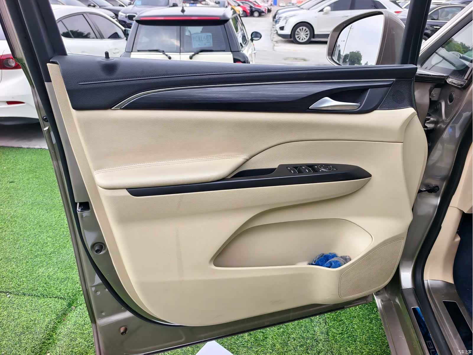 Buick GL8, 2024 9