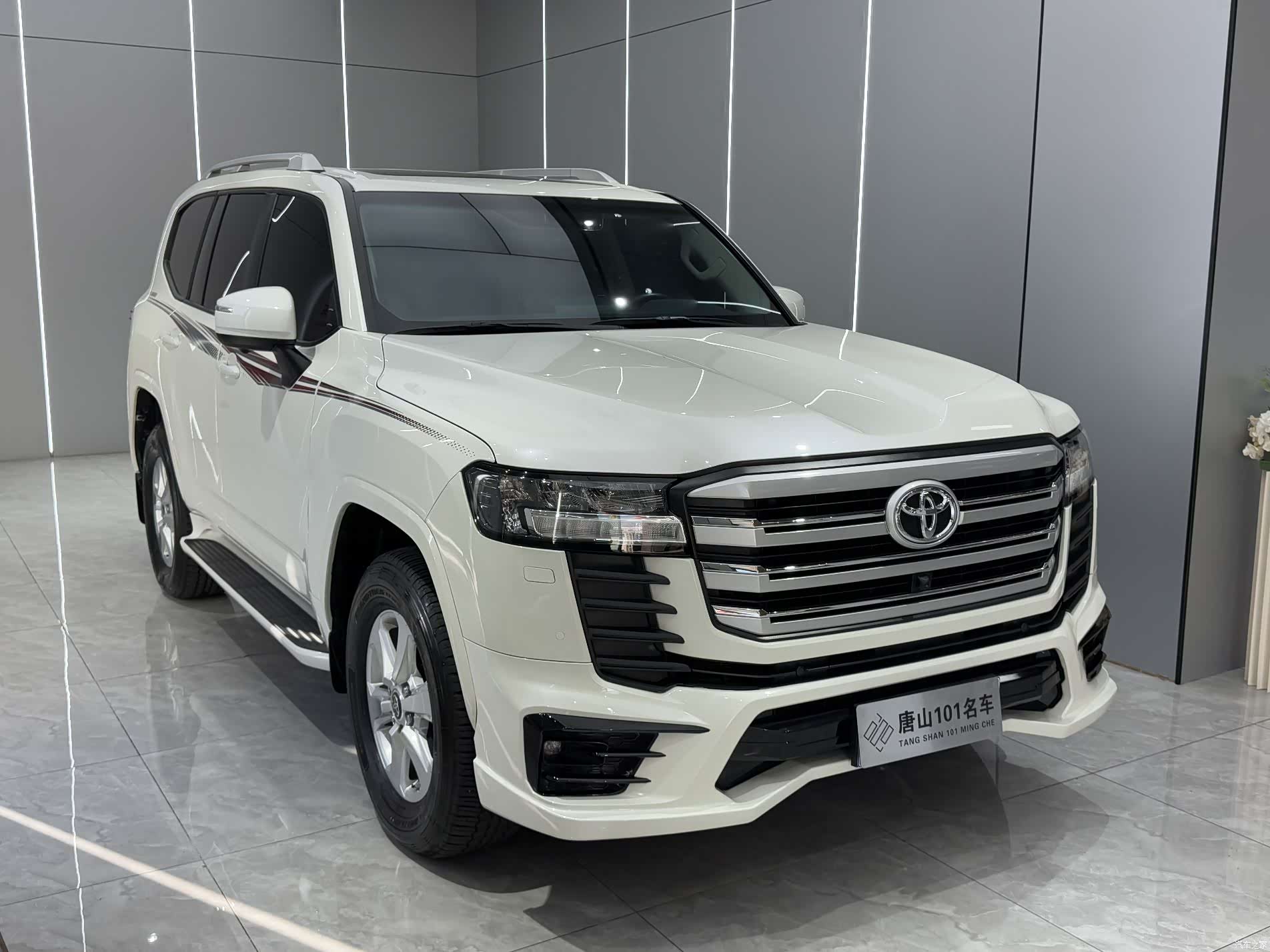 Toyota Land Cruiser, 2024 3