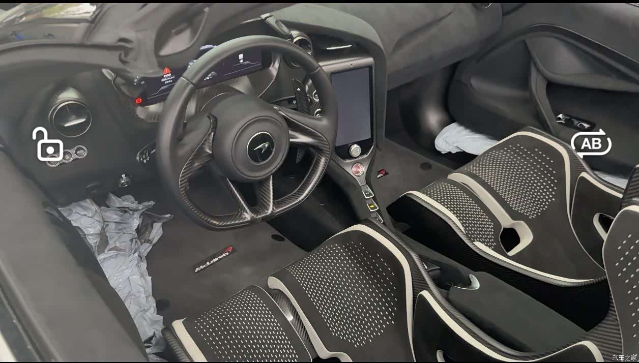 McLaren 750S, 2025 6
