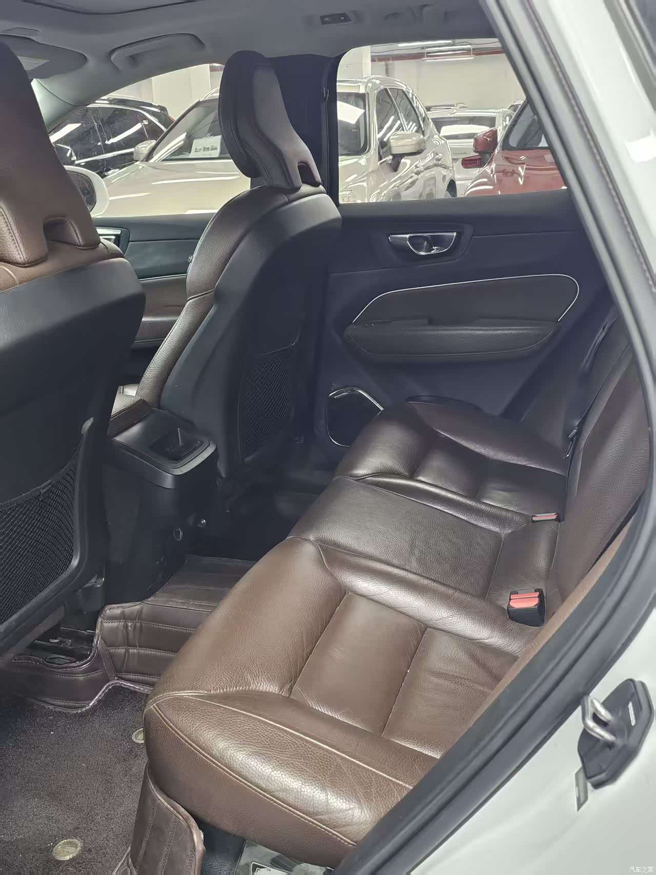 Volvo XC60, 2020 8