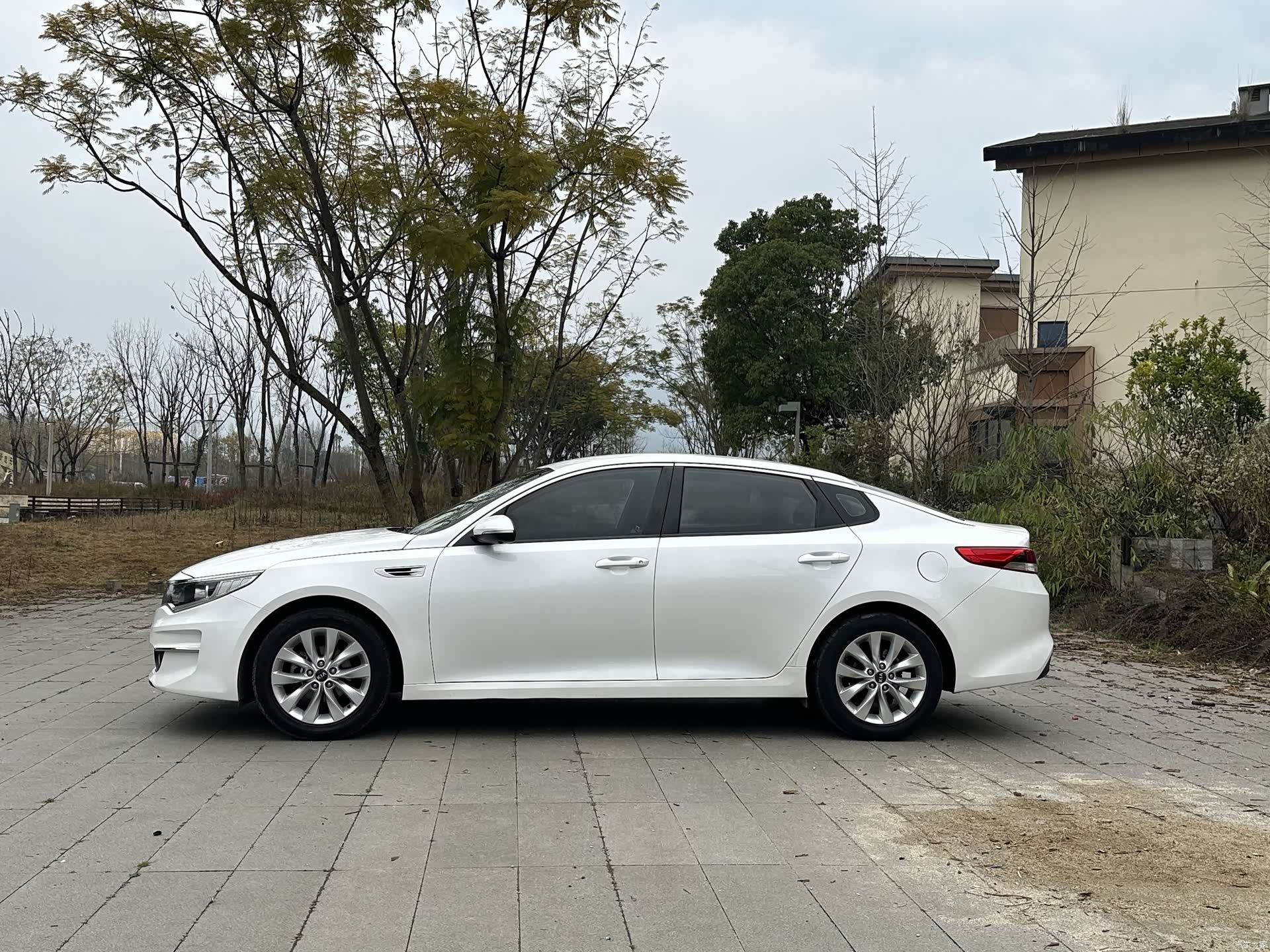 Kia K5, 2018 3