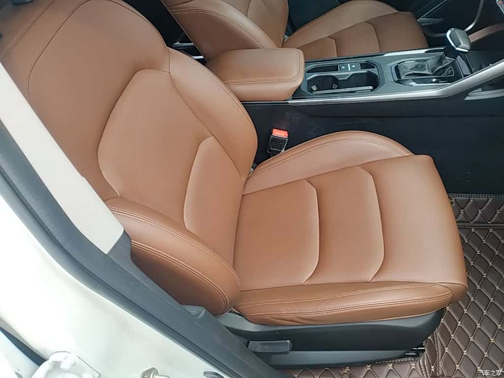 Geely X6, 2021 25