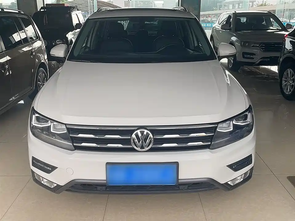 Volkswagen Tiguan L