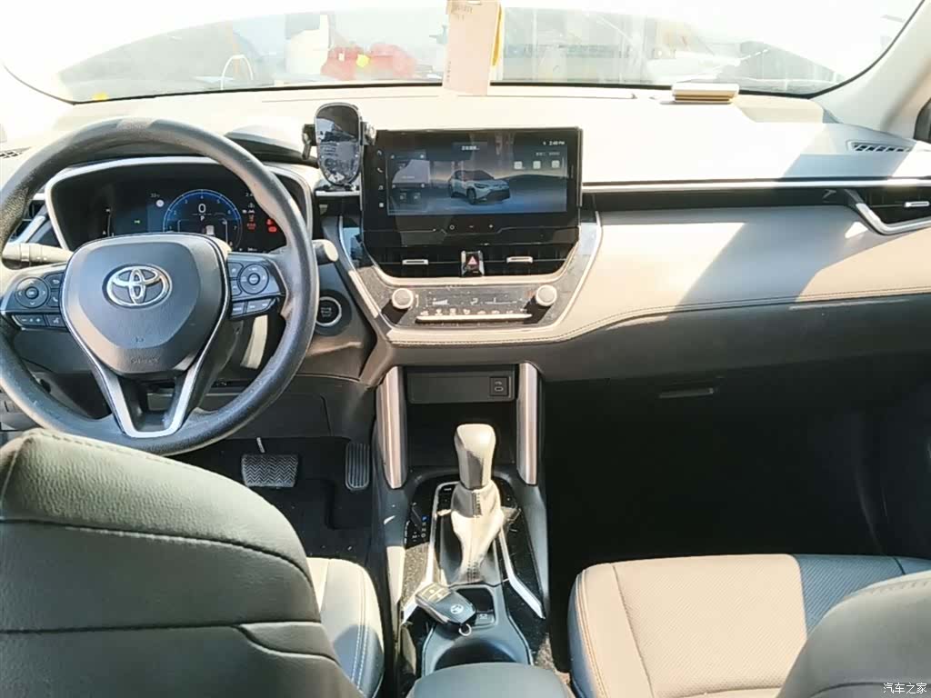Toyota Frontlander, 2024 10