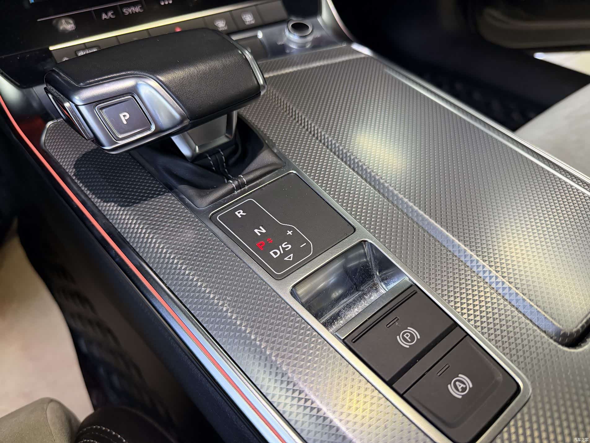 Audi A6L, 2022 15