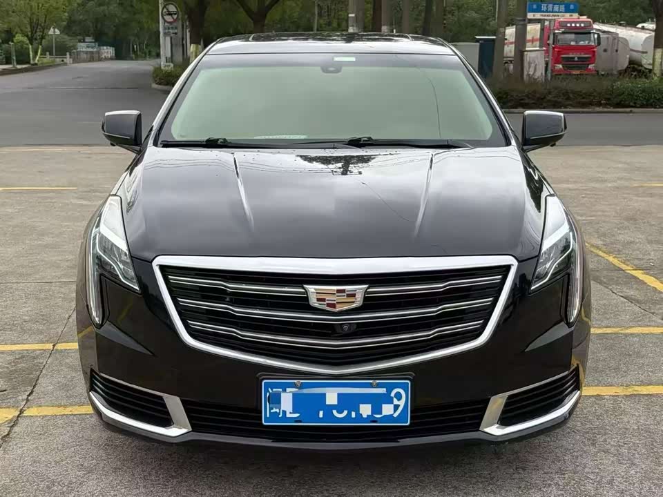 Cadillac XTS