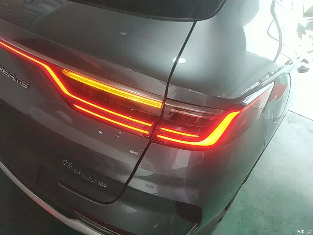 BYD Song, 2022 8