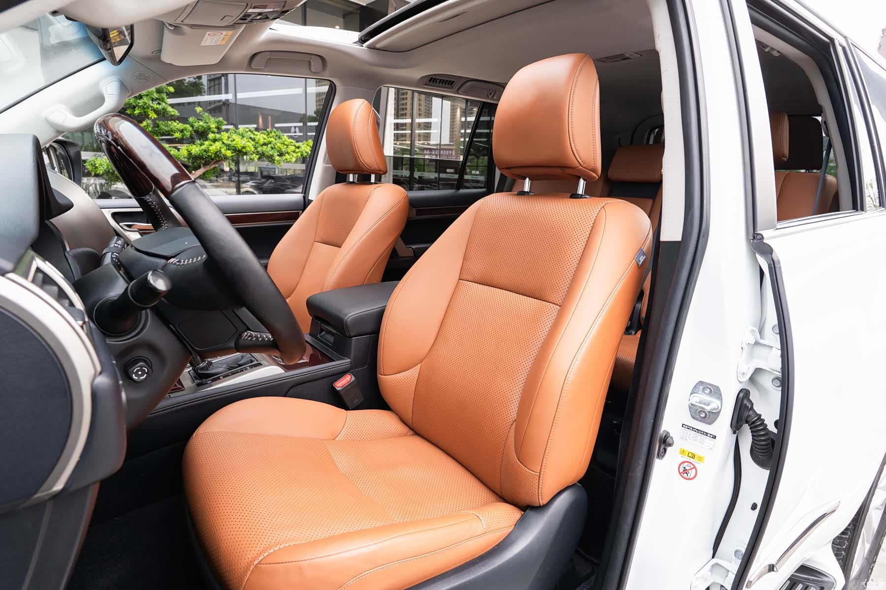 Lexus GX, 2017 11
