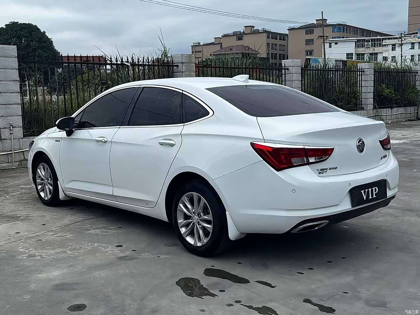 Buick Verano, 2018 4