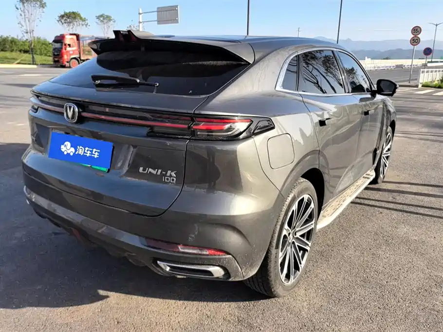 Changan UNI-K Smart iDD