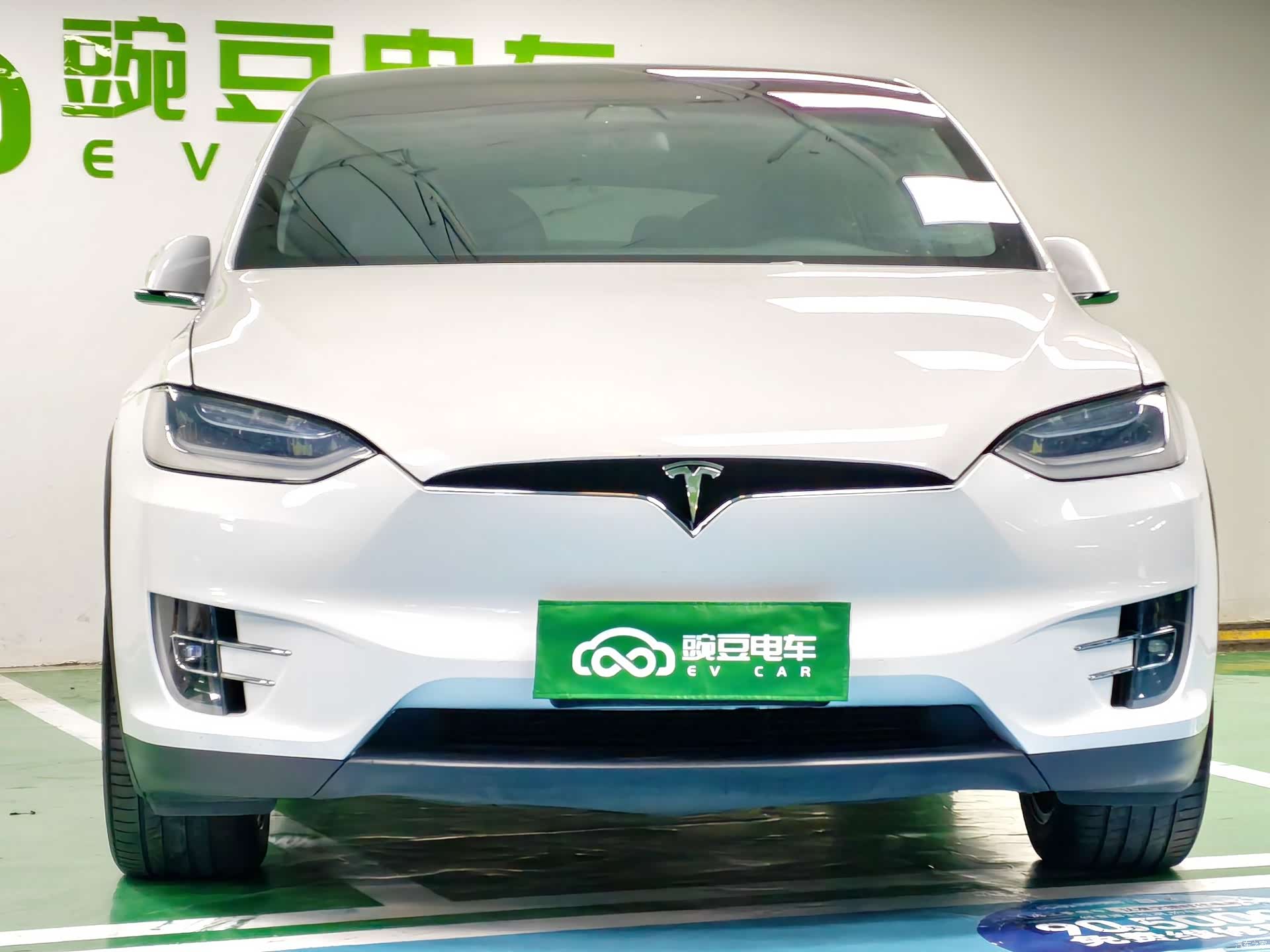 Tesla Model X, 2020 4