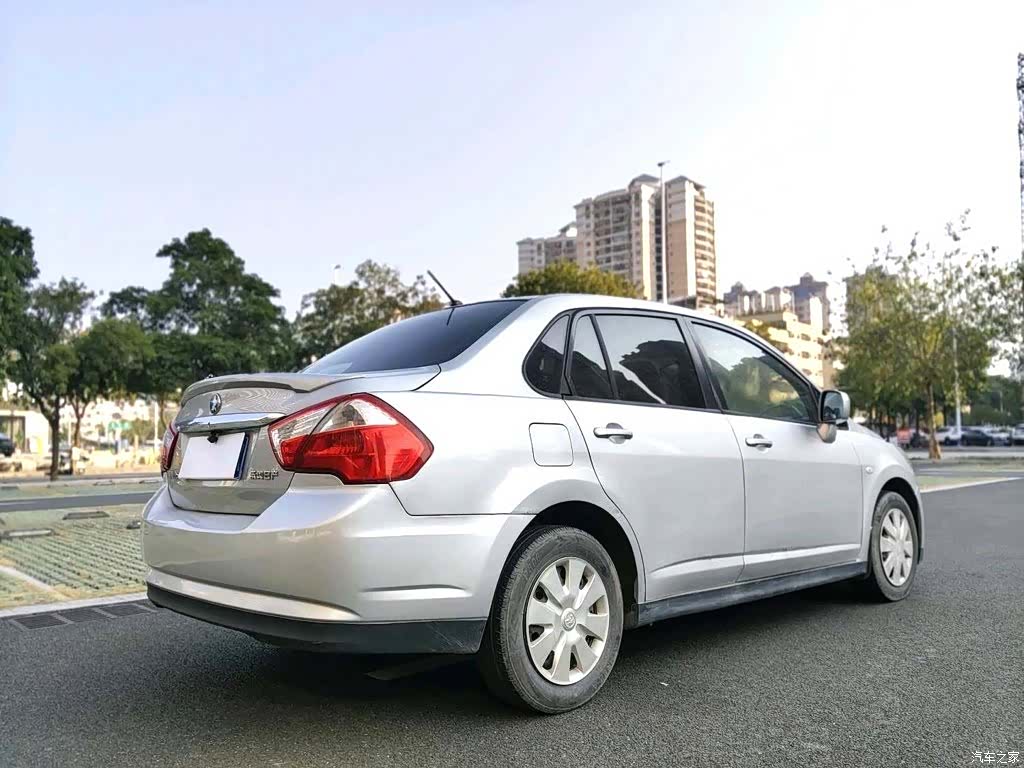Nissan D50, 2016 7