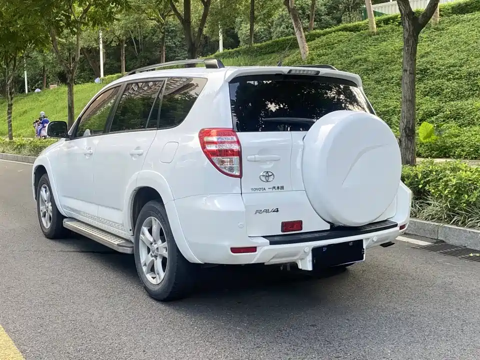 Toyota RAV4 Rongfang