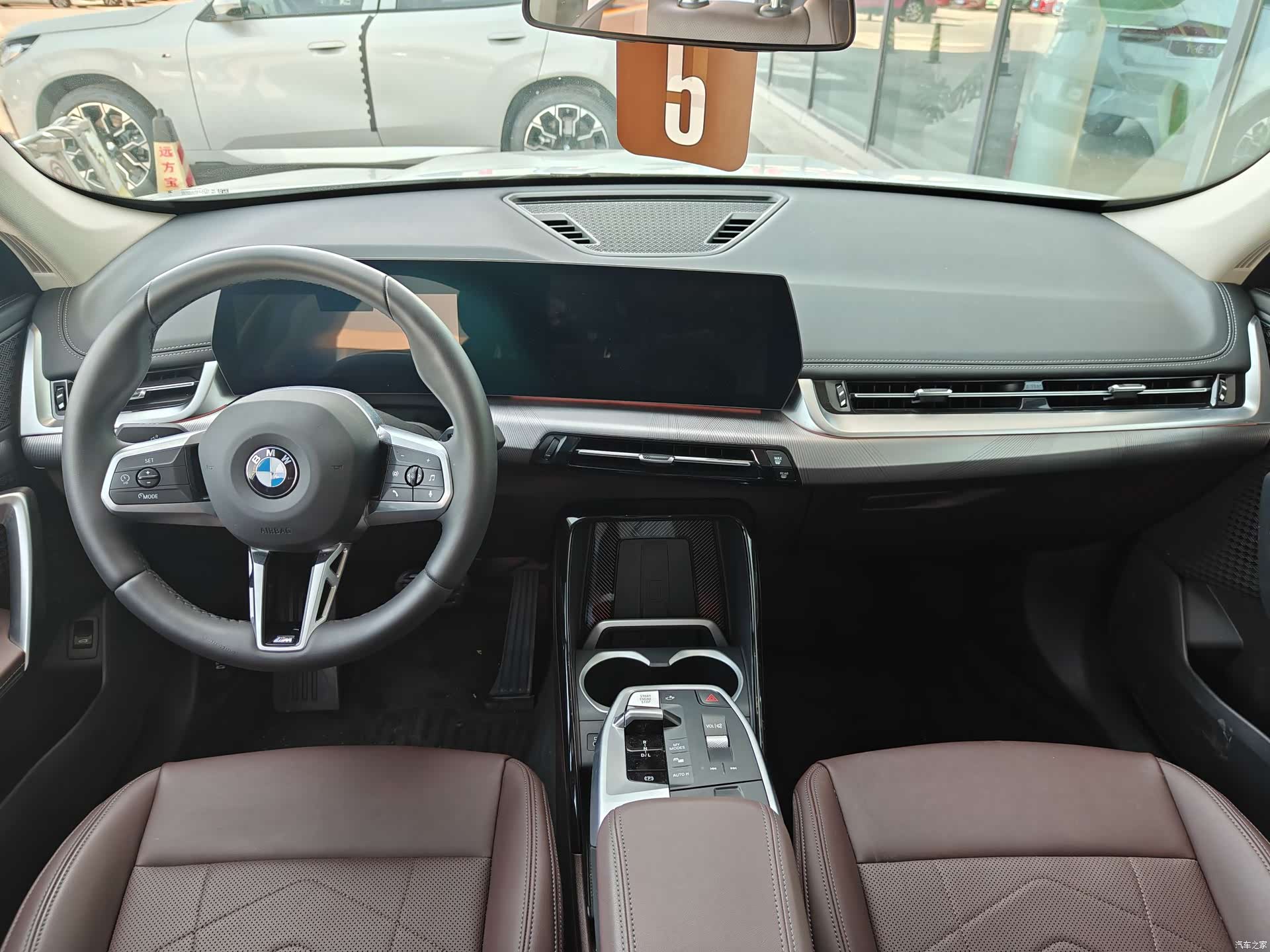 BMW X1, 2025 11