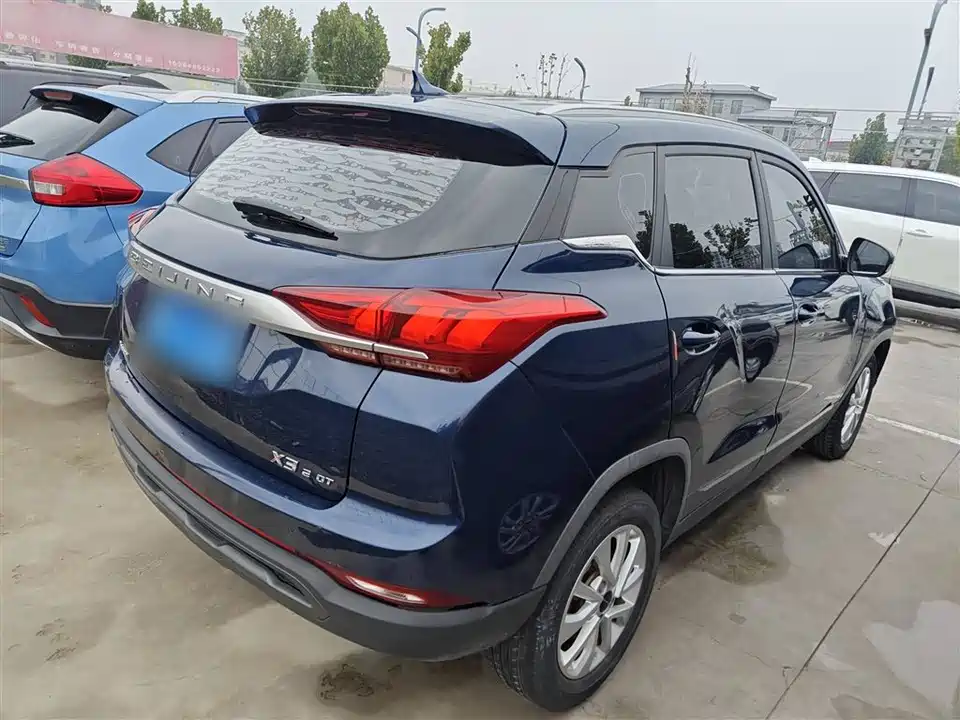 BAIC Beijing X3