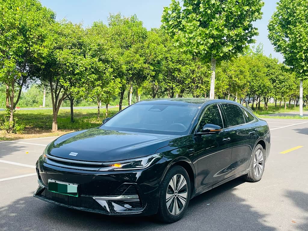 Geely Galaxy A7 EM