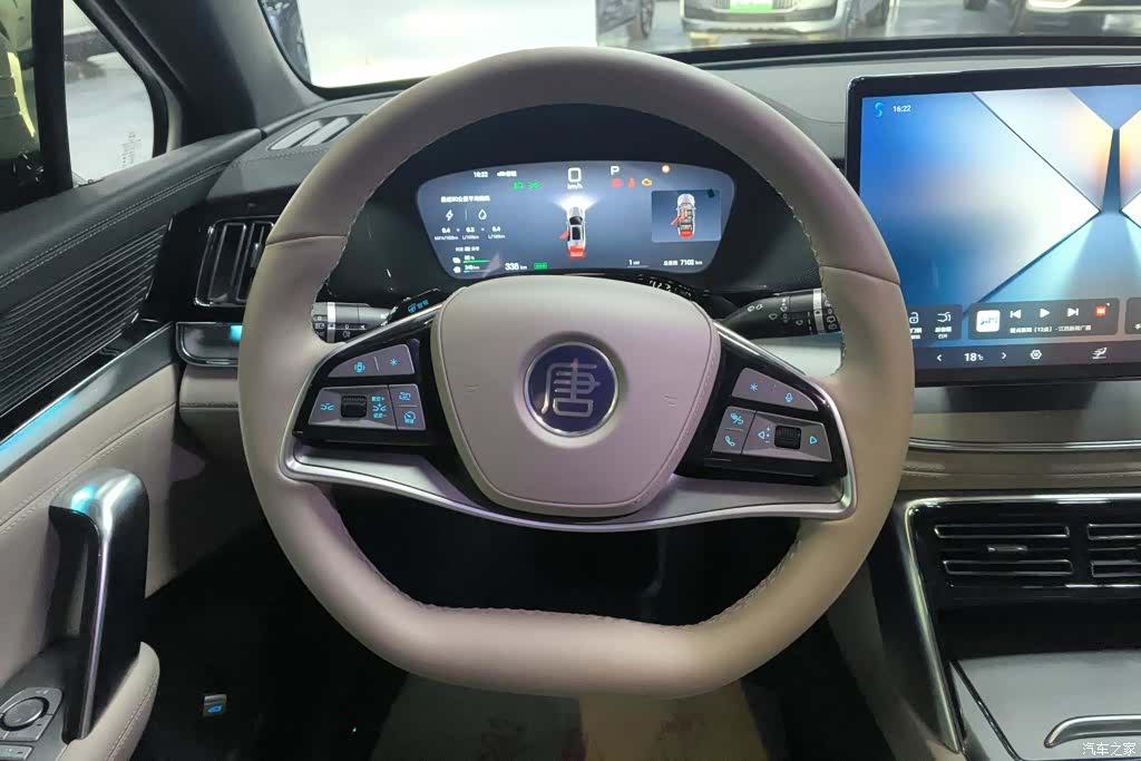 BYD Tang, 2026 15