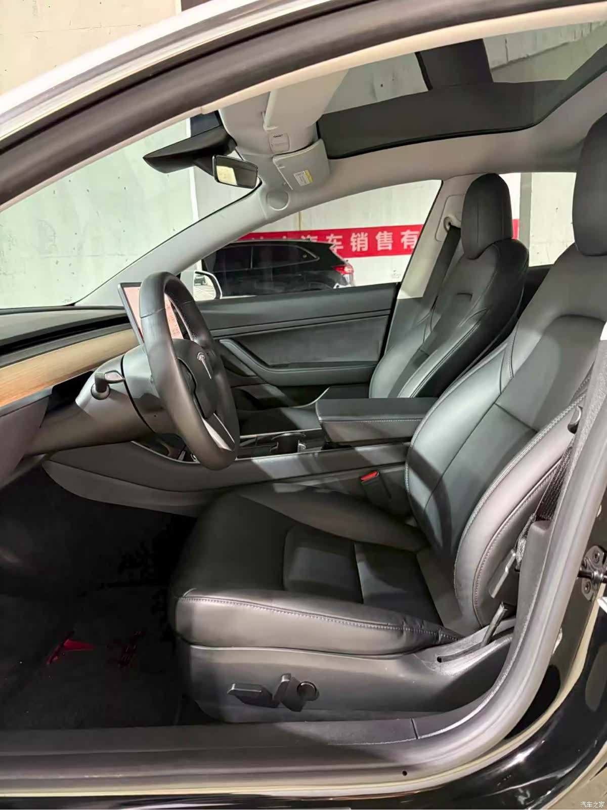 Tesla Model 3, 2020 12