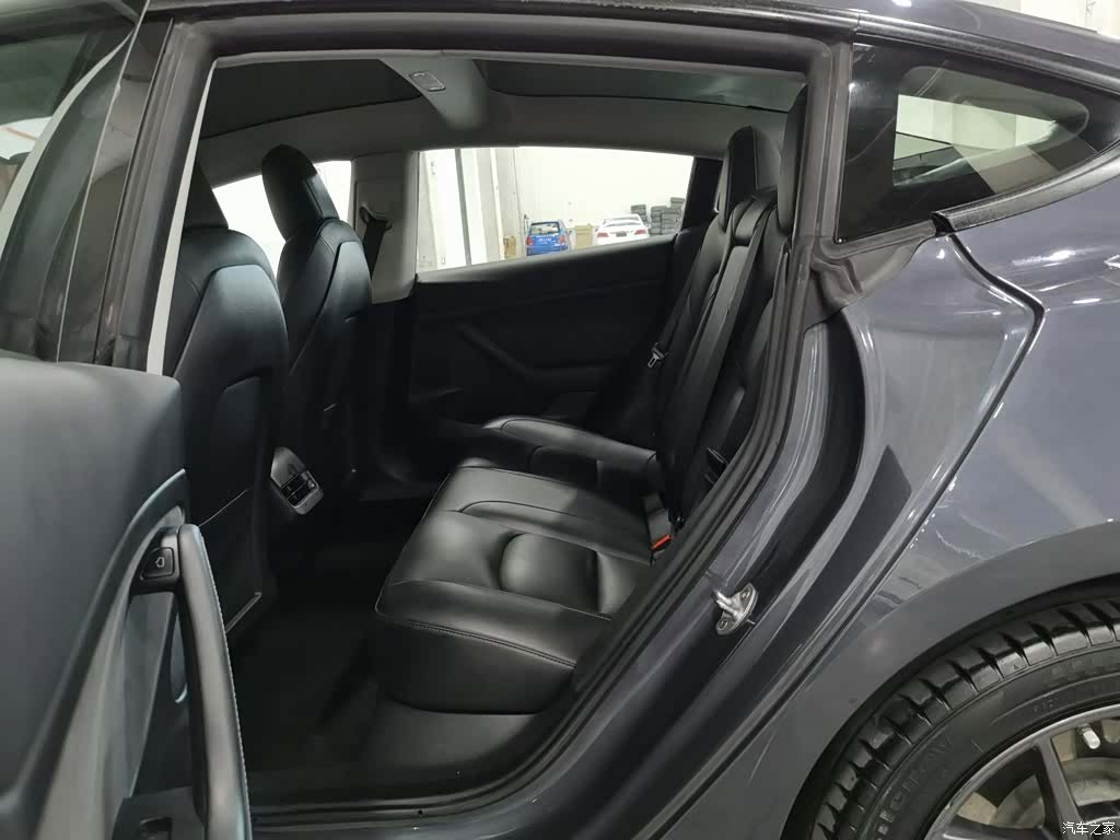 Tesla Model 3, 2021 15