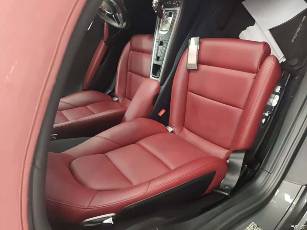 Porsche Boxster, 2019 25