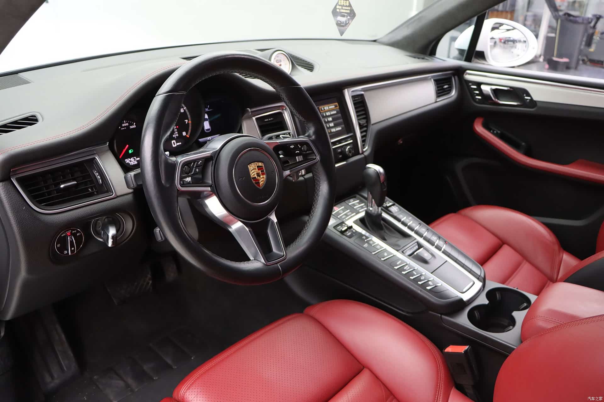 Porsche Macan, 2015 19
