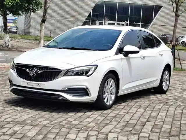 Buick Velar 2018 — купить из Китая под заказ