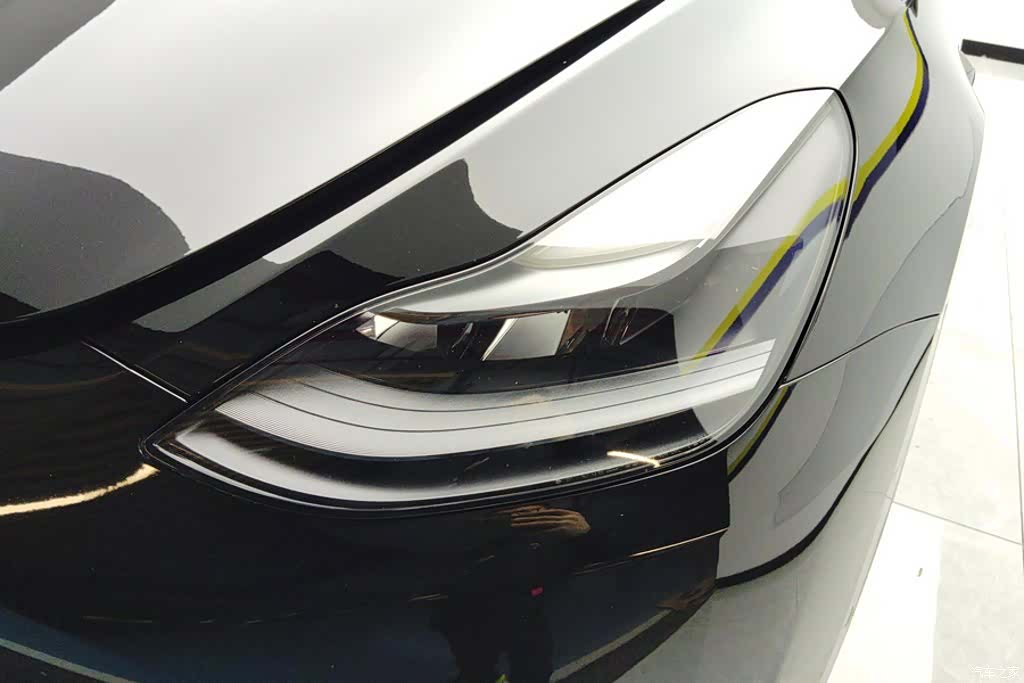 Tesla Model Y, 2021 все фото