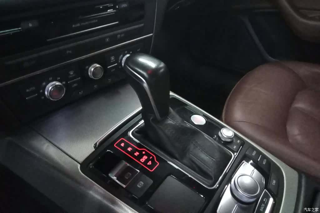 Audi A6L, 2018 16
