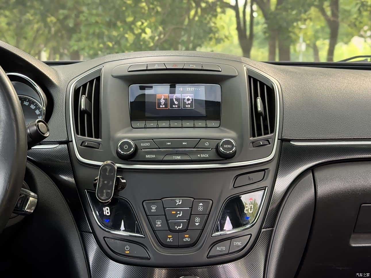 Buick Regal, 2015 8
