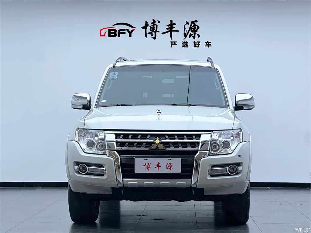 Mitsubishi Pajero, 2024 2