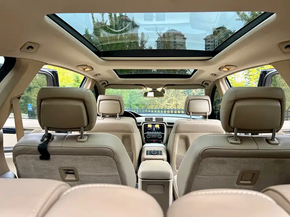 Mercedes-Benz R-class