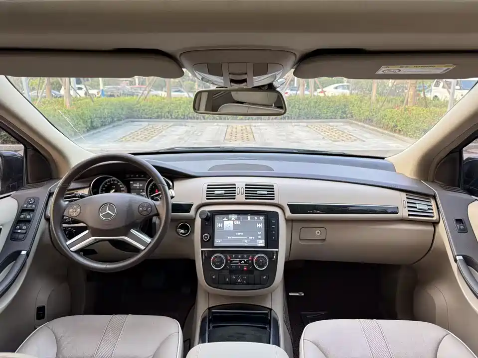 Mercedes-Benz R-class