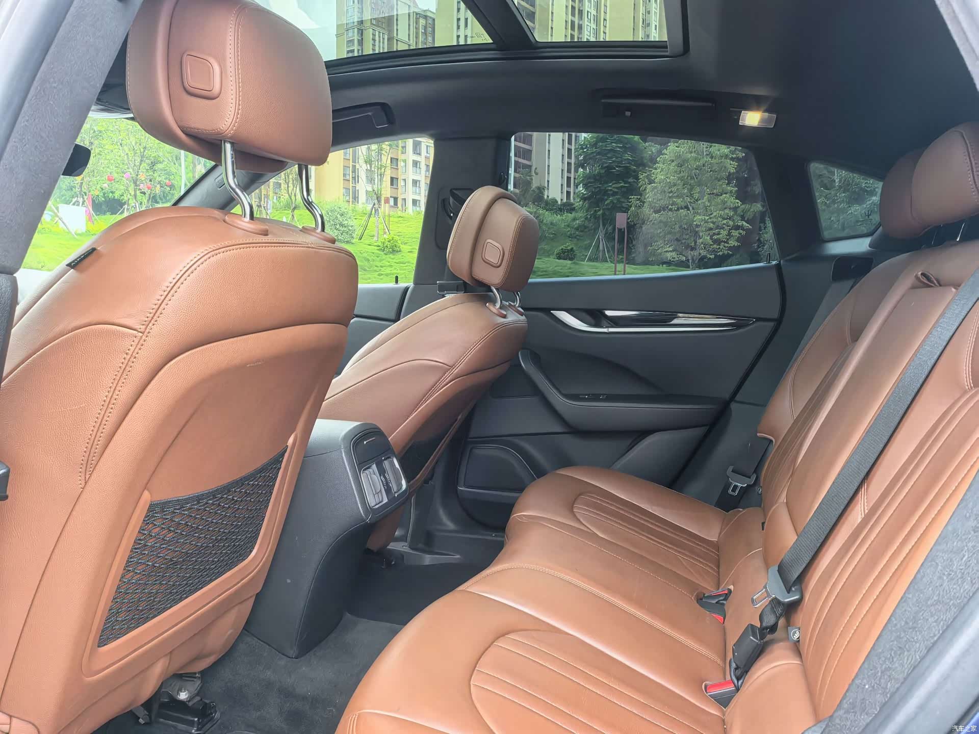 Maserati Levante, 2017 11