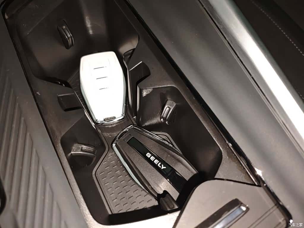 Geely Preface, 2025 9