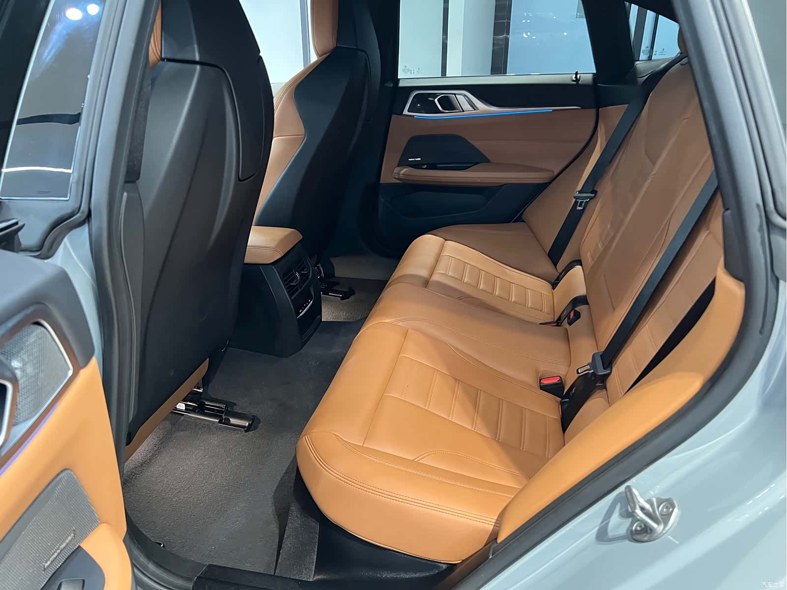 BMW i4, 2023 12