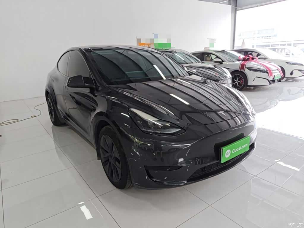 Tesla Model Y, 2024 4