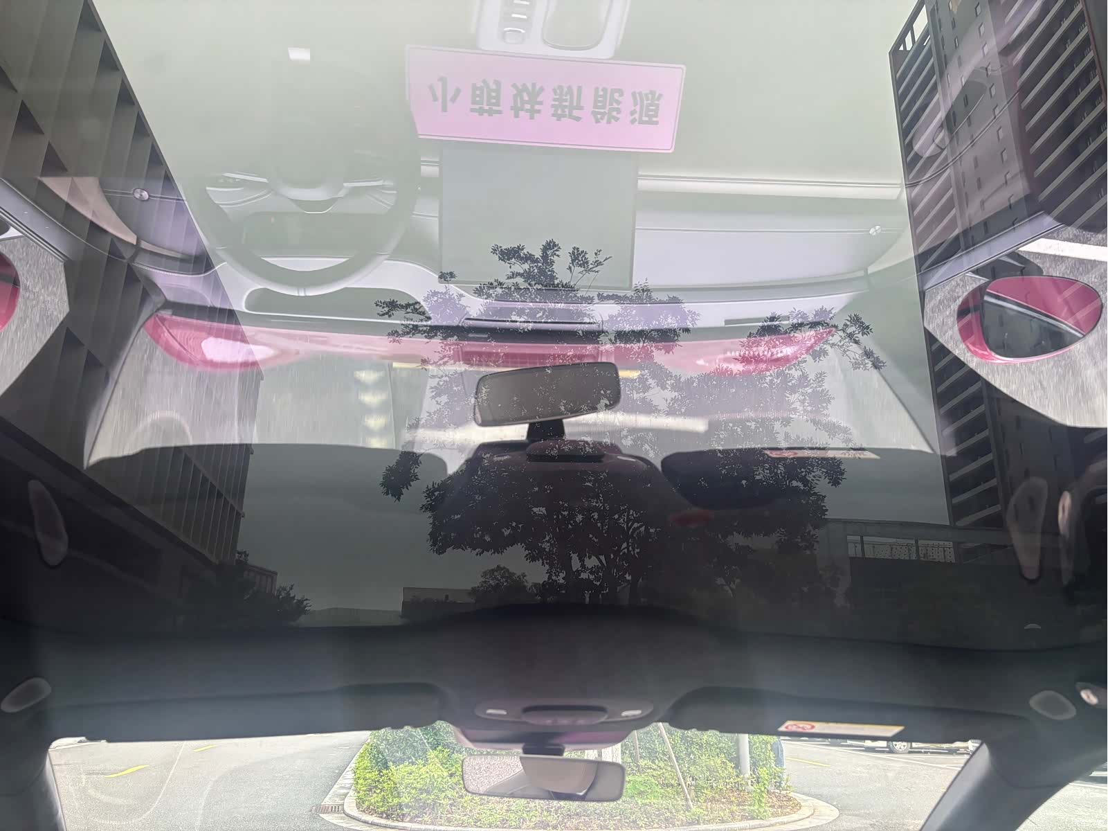 Xiaomi SU7, 2025 12