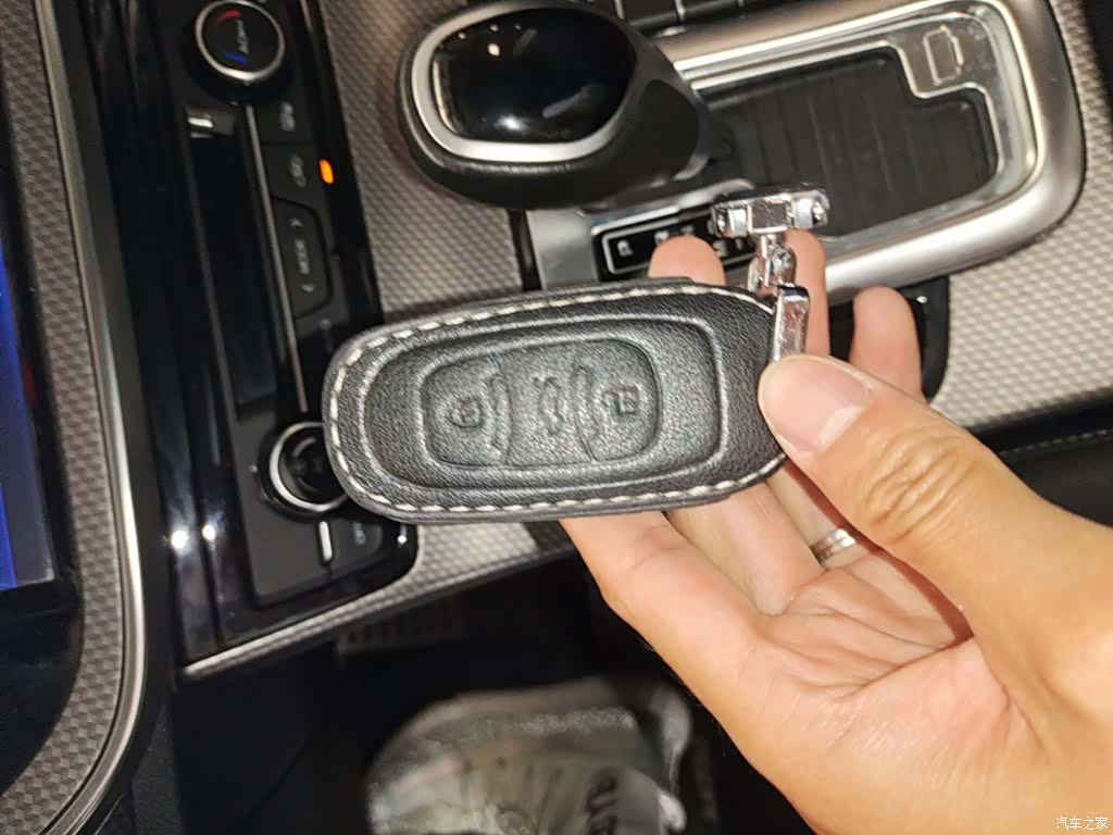 Geely Emgrand, 2018 9