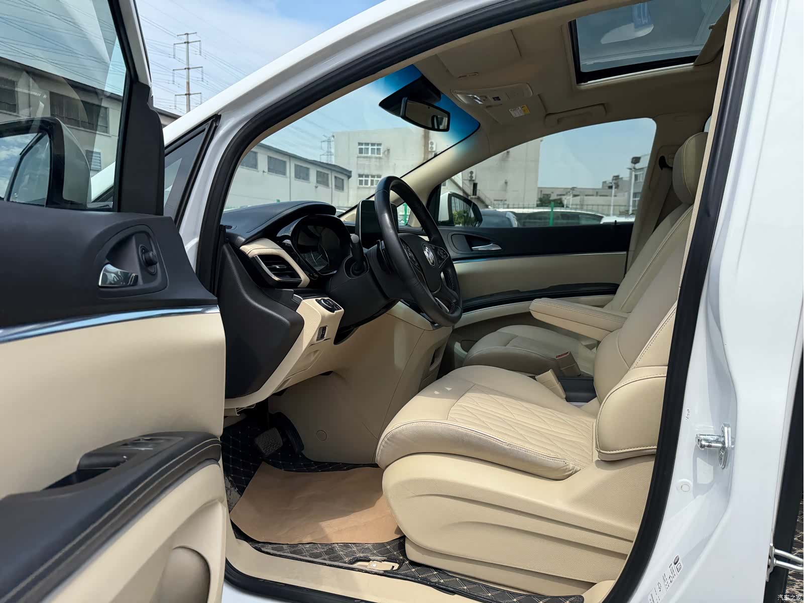 Buick GL8, 2023 8