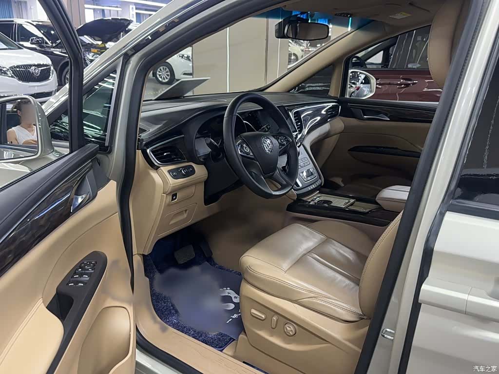 Buick GL8, 2018 8