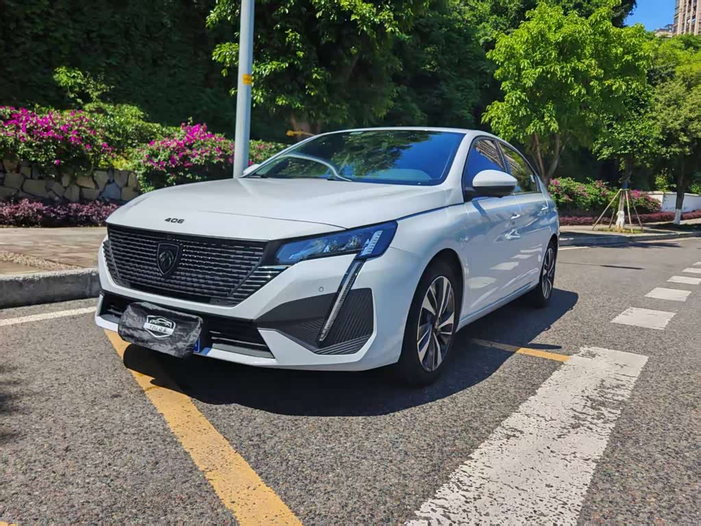 Peugeot 408