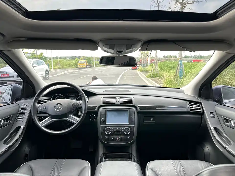 Mercedes-Benz R-class