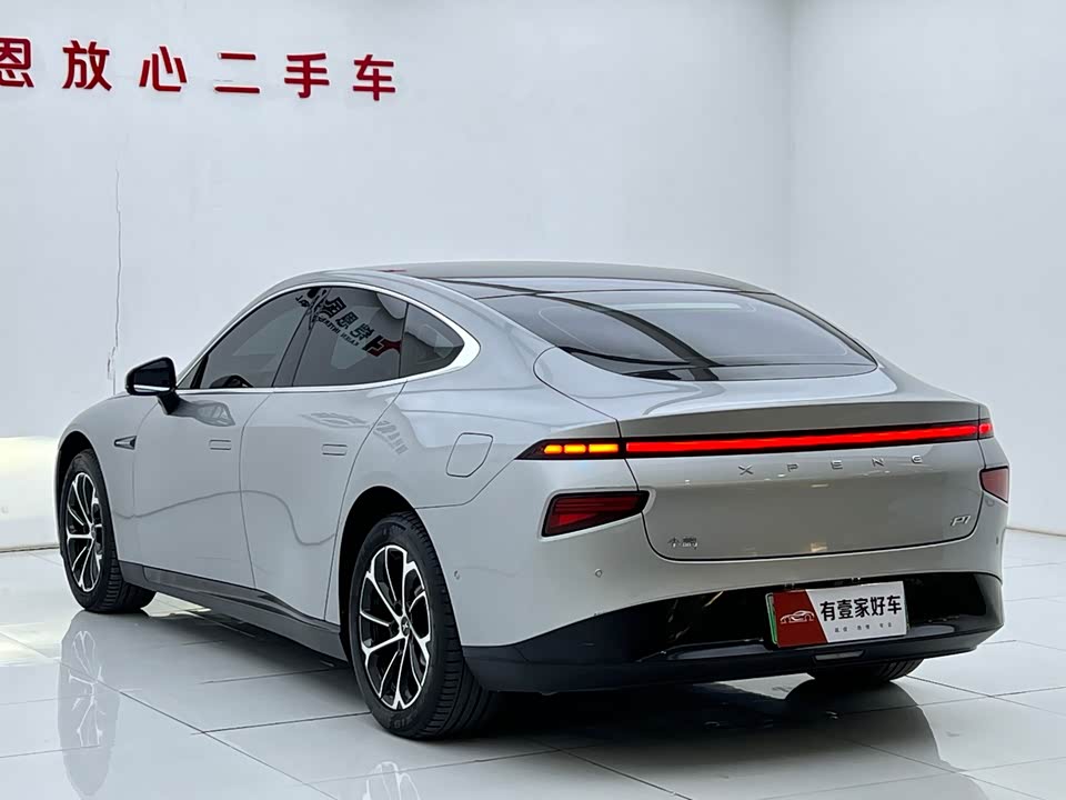XPENG P7
