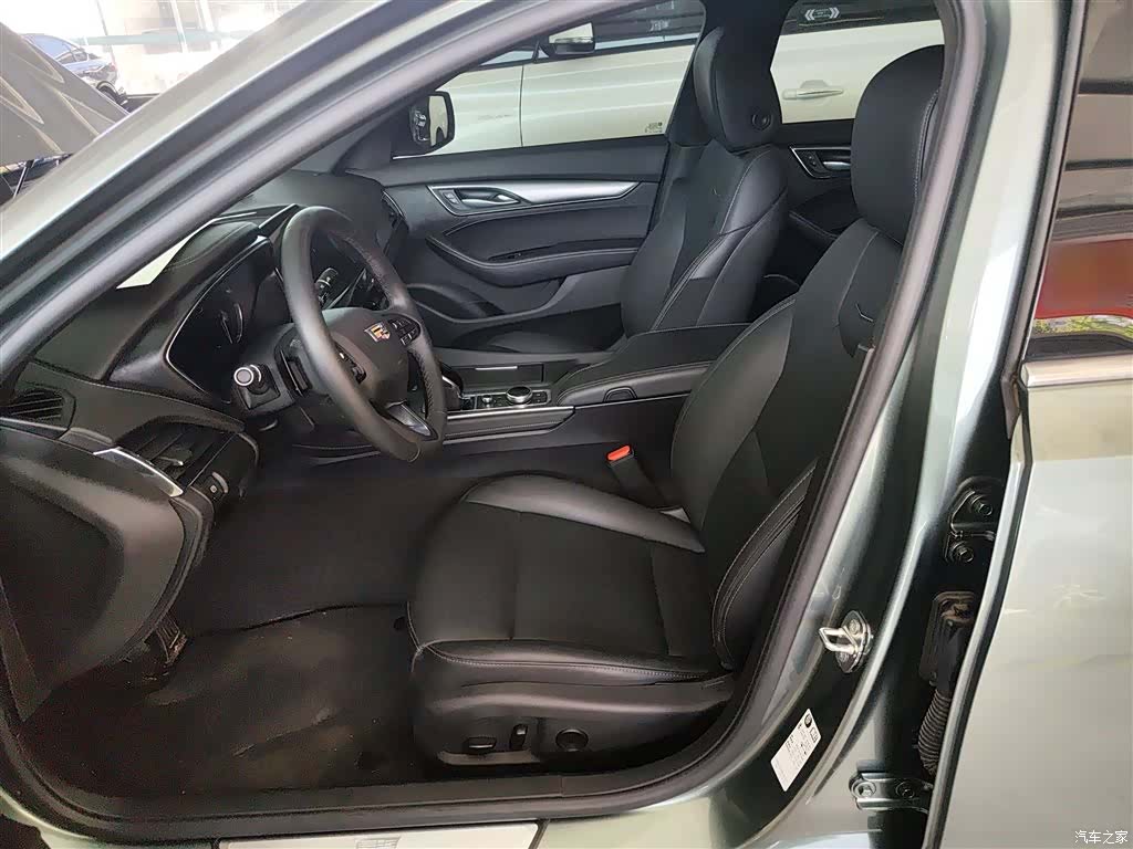 Cadillac CT5, 2022 15