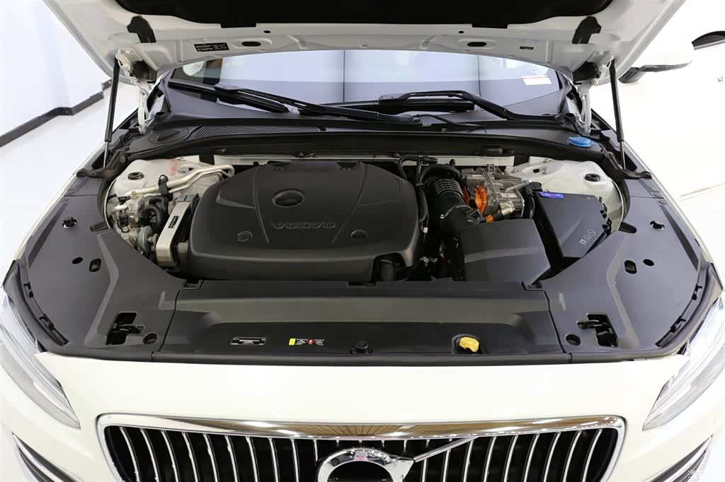 Volvo S90, 2020 25