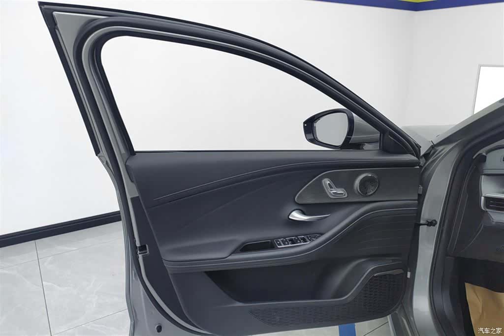 Chery Arrizo 8, 2023 7