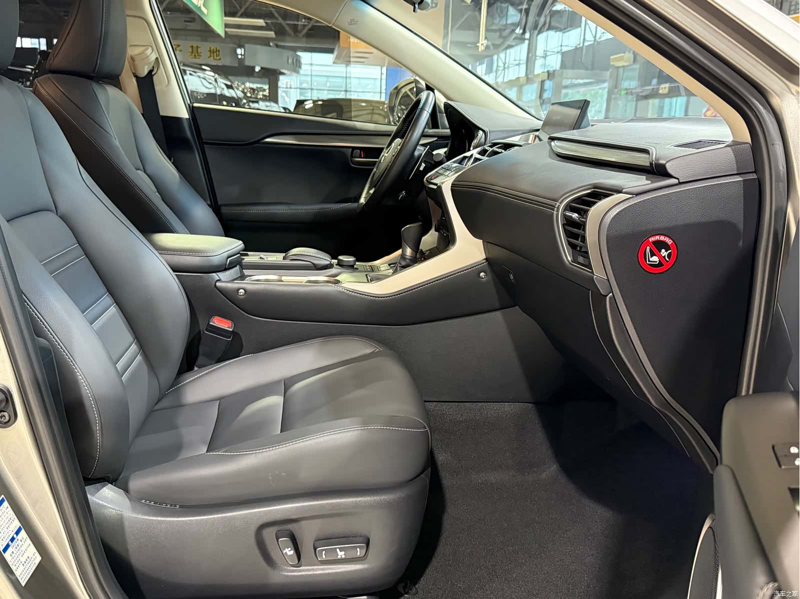 Lexus NX, 2017 6