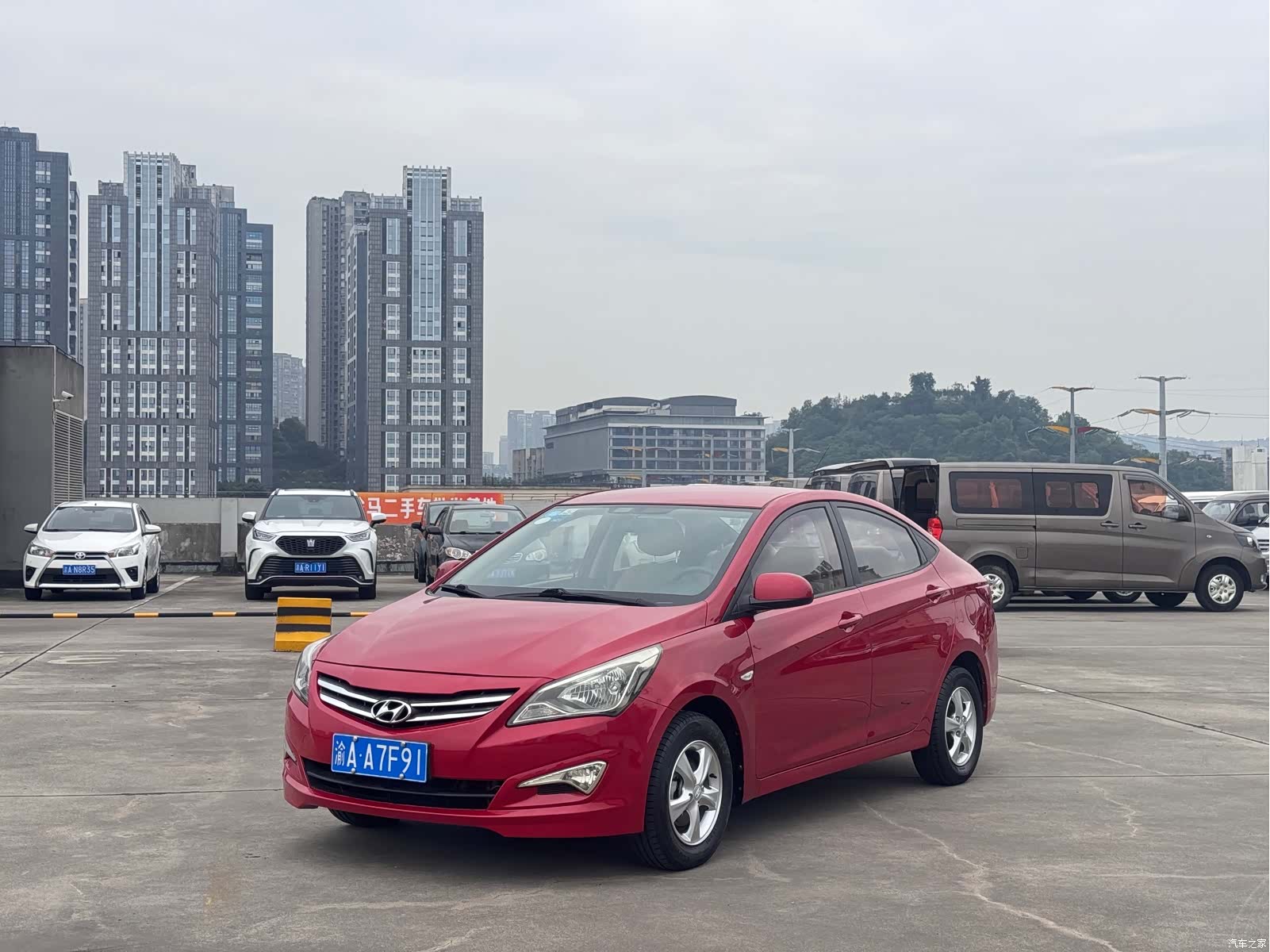 Hyundai GLS, 2015 1