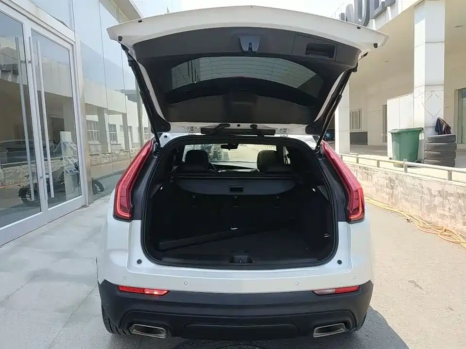 Cadillac XT4